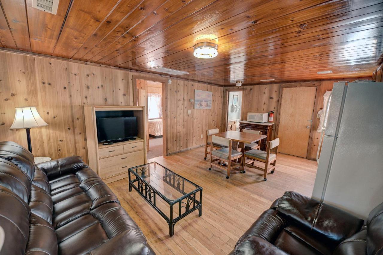 Outer Banks Motel - Village Accommodations Бакстон Екстер'єр фото