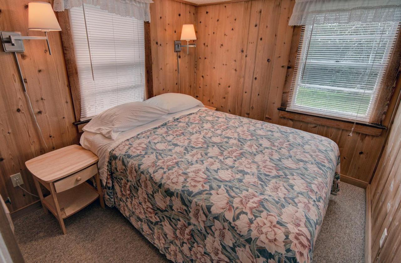 Outer Banks Motel - Village Accommodations Бакстон Екстер'єр фото
